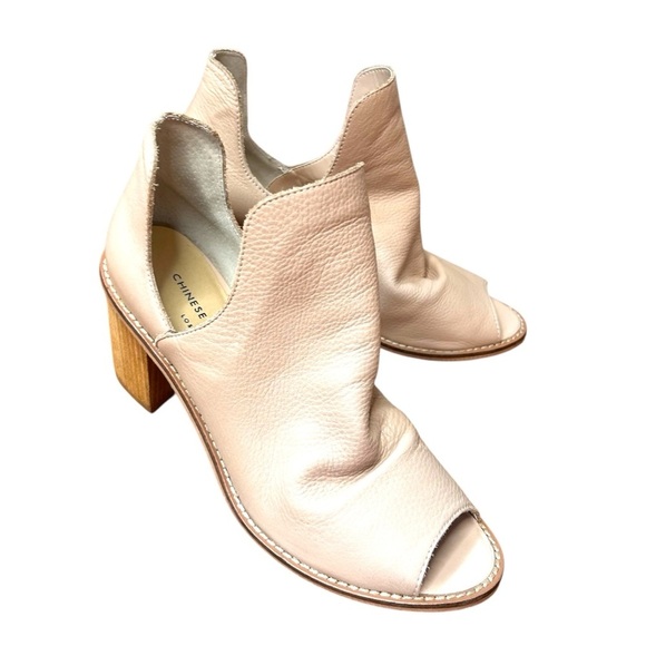 Chinese Laundry Carlita Women's Bootie- Slip on Peep Toe Booties- Size 8.5 - Picture 3 of 11